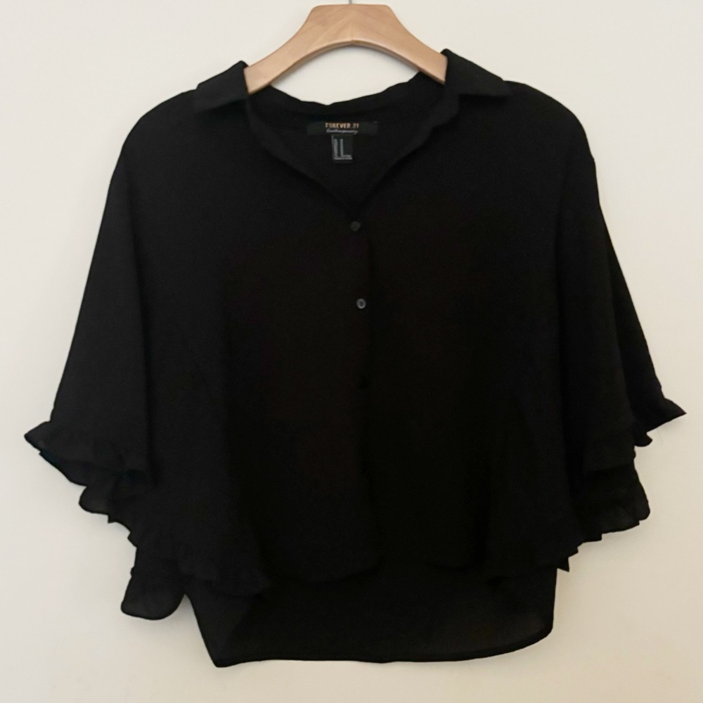 Forever 21 Contemporary Womens Short‎ Sleeve Bat Wing Polo Collar Black Size Med